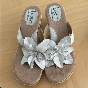 Born Concept b.o.c. Wedges with Floral Embellishments Size 10